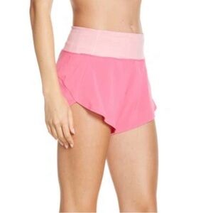 Outdoor voices Hudson 2.5in shorts